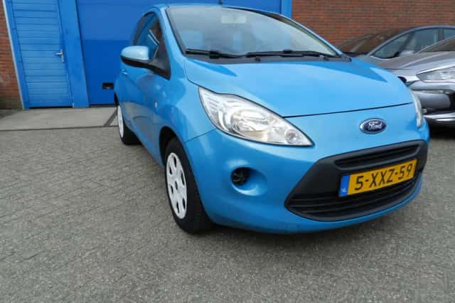 Ford Ka (2014) thumbnail 3