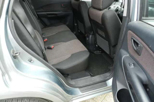 Hyundai Tucson (2009) thumbnail 6