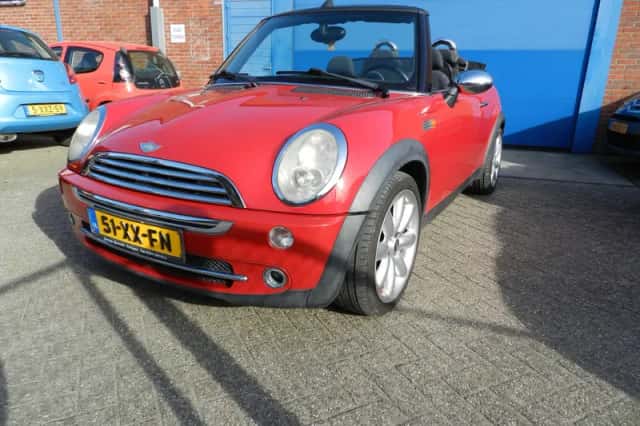 MINI Cabrio (2007) thumbnail 1