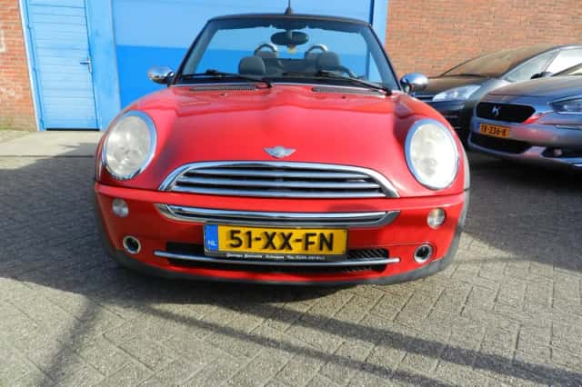 MINI Cabrio (2007) thumbnail 3