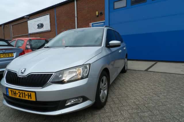 Škoda Fabia (2016) thumbnail 2