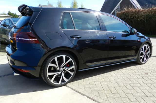 Volkswagen Golf (2017) thumbnail 6