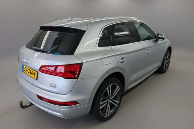 Audi Q5 (2018) thumbnail 4