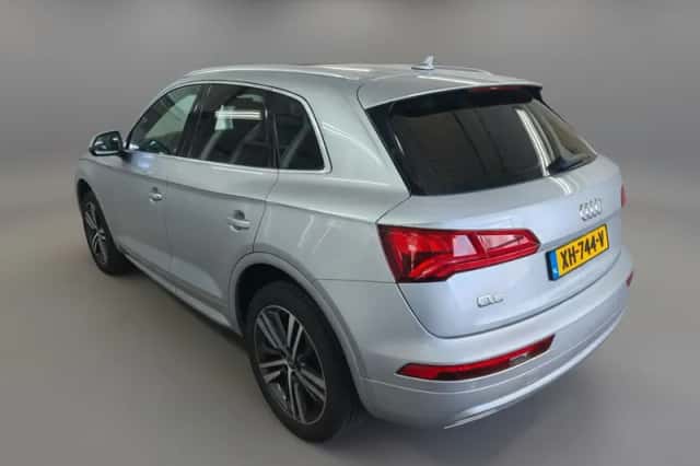Audi Q5 (2018) thumbnail 6