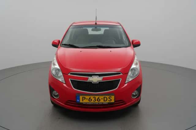 Chevrolet Spark (2012) thumbnail 2