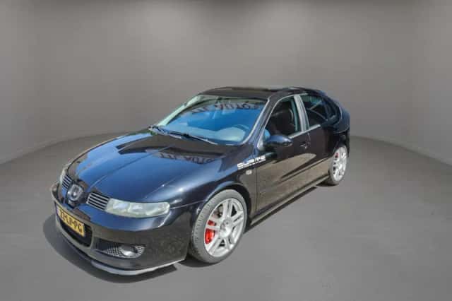SEAT Leon (2003) thumbnail 1