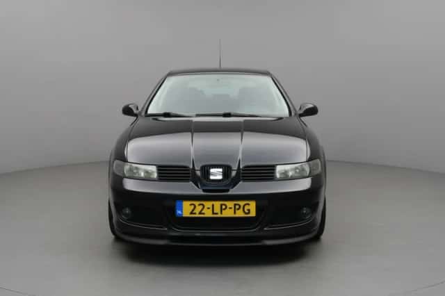 SEAT Leon (2003) thumbnail 2