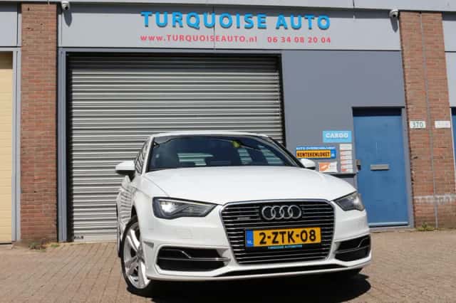 Audi A3 (2015) thumbnail 1