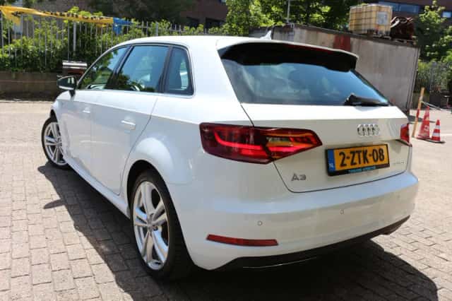 Audi A3 (2015) thumbnail 5