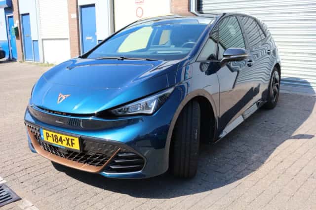CUPRA Born (2021) thumbnail 3