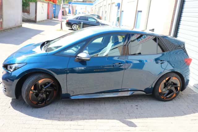 CUPRA Born (2021) thumbnail 4