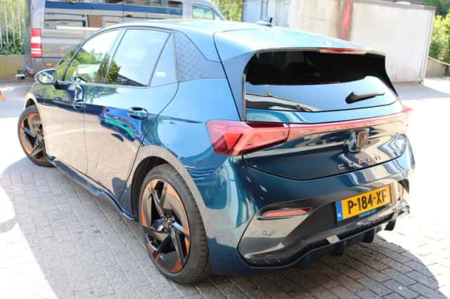 CUPRA Born (2021) thumbnail 5