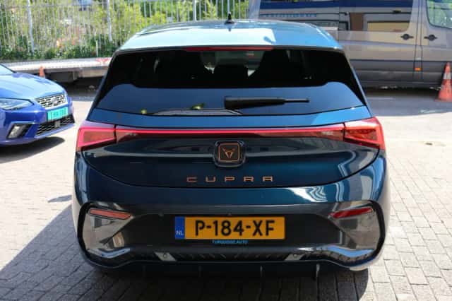 CUPRA Born (2021) thumbnail 6