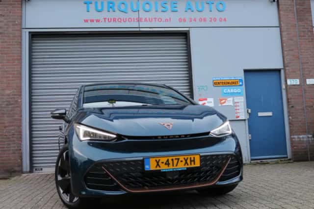 CUPRA Born (2022) thumbnail 2