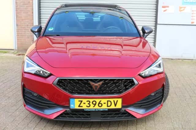 CUPRA Leon (2021) thumbnail 3