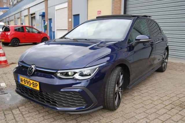 Volkswagen Golf (2020) thumbnail 3