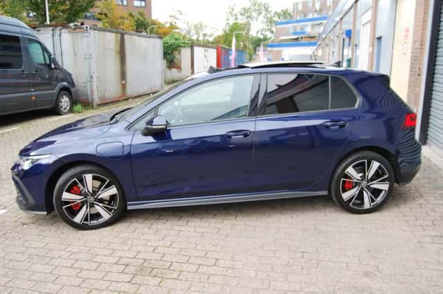 Volkswagen Golf (2020) thumbnail 4