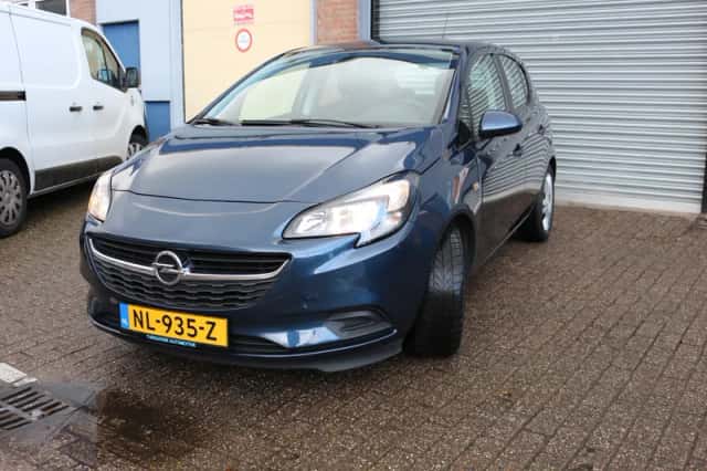 Opel Corsa (2017) thumbnail 3