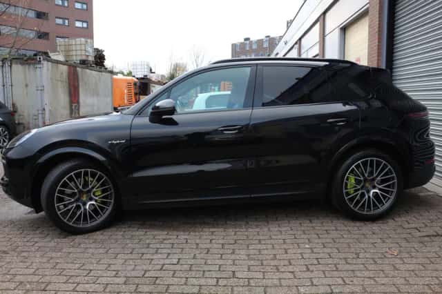 Porsche Cayenne (2019) thumbnail 4