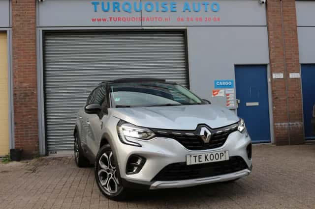 Renault Captur (2021) thumbnail 1