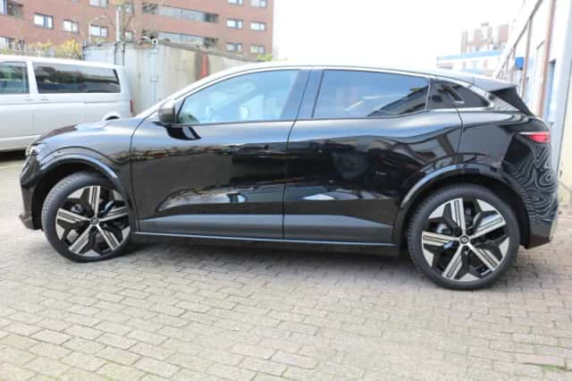 Renault Mégane (2022) thumbnail 5