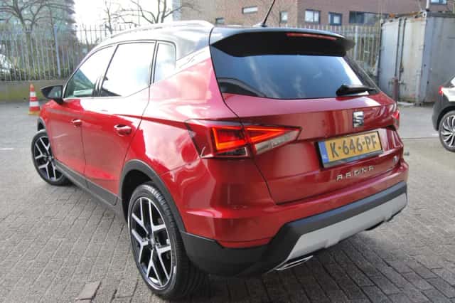 SEAT Arona (2019) thumbnail 5