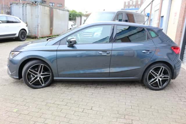 SEAT Ibiza (2021) thumbnail 5