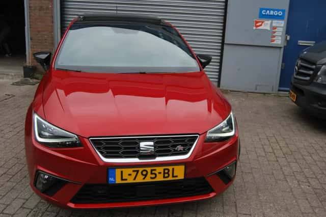 SEAT Ibiza (2020) thumbnail 2