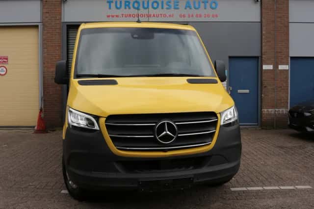 Mercedes-Benz Sprinter (2019) thumbnail 1