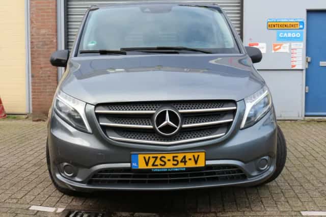 Mercedes-Benz Vito (2019) thumbnail 3