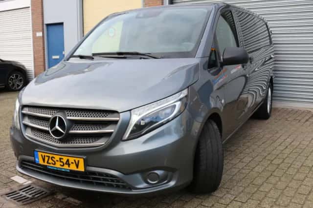 Mercedes-Benz Vito (2019) thumbnail 4