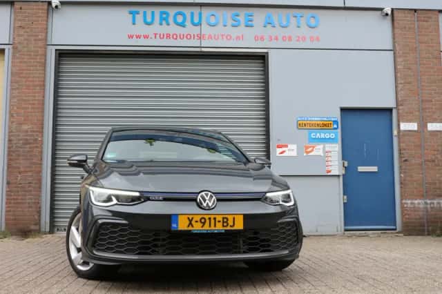 Volkswagen Golf (2021) thumbnail 1