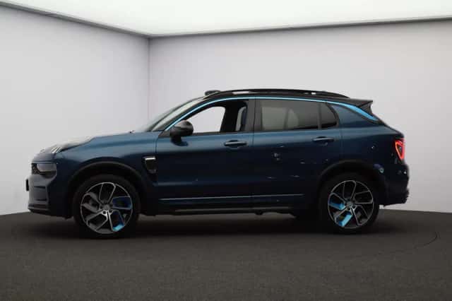 Lynk & Co 01 (2023) thumbnail 2