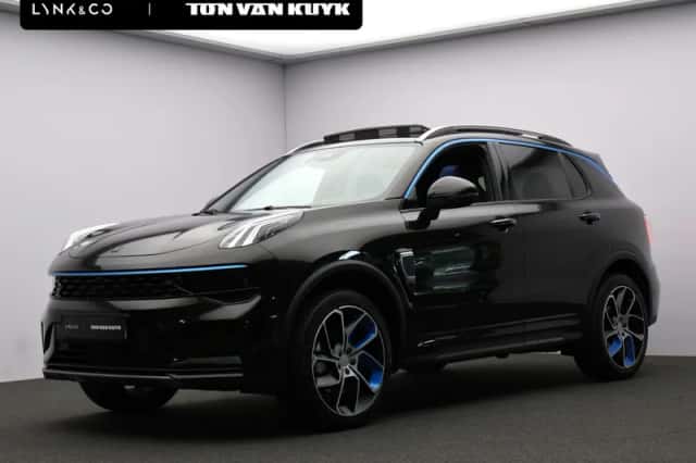 Lynk & Co 01 (2024) thumbnail 1