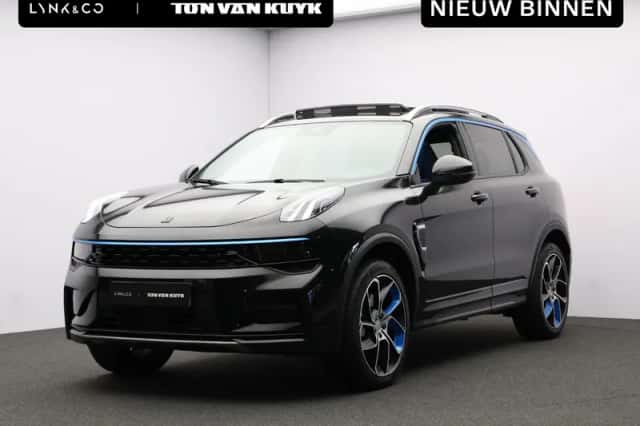 Lynk & Co 01 (2022) thumbnail 1