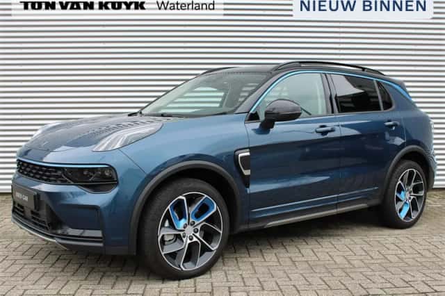 Lynk & Co 01 (2022) thumbnail 1