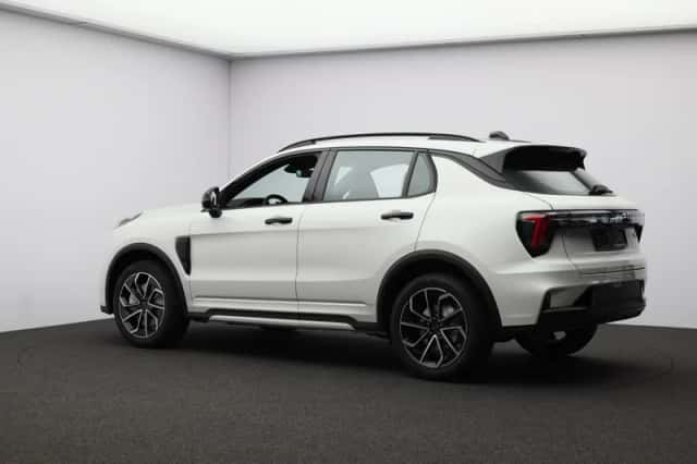 Lynk & Co 01 (2025) thumbnail 5