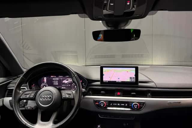 Audi A4 (2017) thumbnail 10