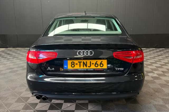 Audi A4 (2014) thumbnail 5