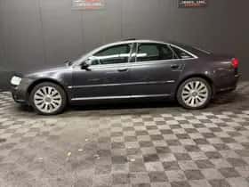 Audi A8 (2002) thumbnail 7