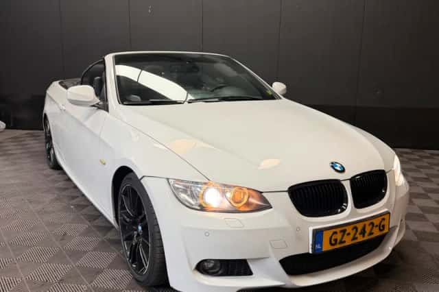 BMW 3-Serie (2010) thumbnail 1