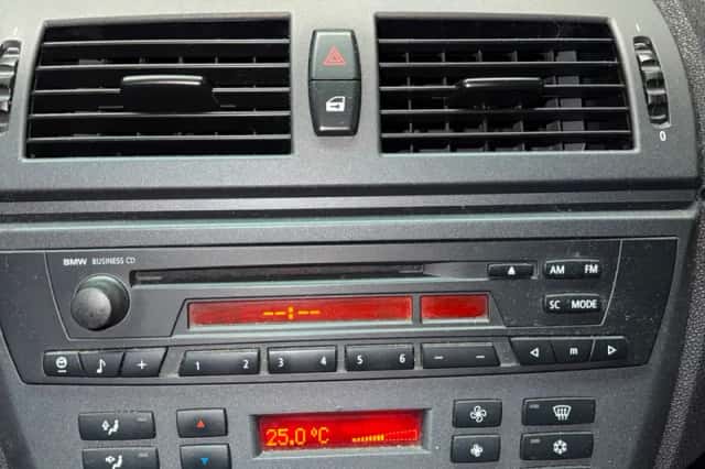 BMW X REIHE (2004) thumbnail 11