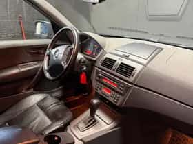 BMW X REIHE (2004) thumbnail 10