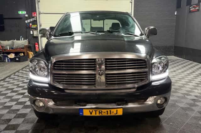 Dodge Ram (2006) thumbnail 2
