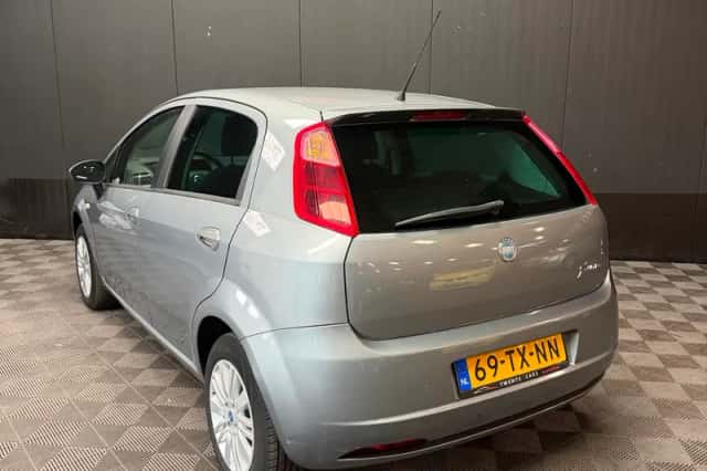 Fiat Grande Punto (2007) thumbnail 6