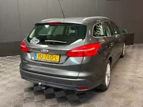 Ford Focus (2015) thumbnail 4