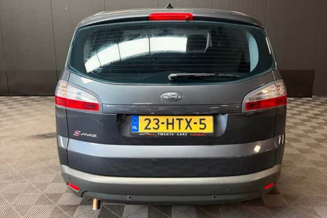 Ford S-Max (2009) thumbnail 5
