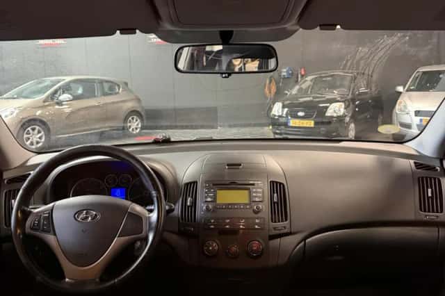 Hyundai i30 (2008) thumbnail 13