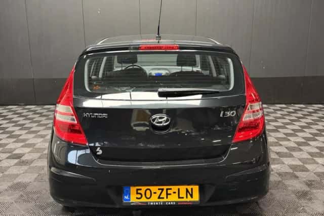 Hyundai i30 (2008) thumbnail 5