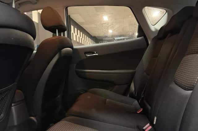 Hyundai i30 (2008) thumbnail 10